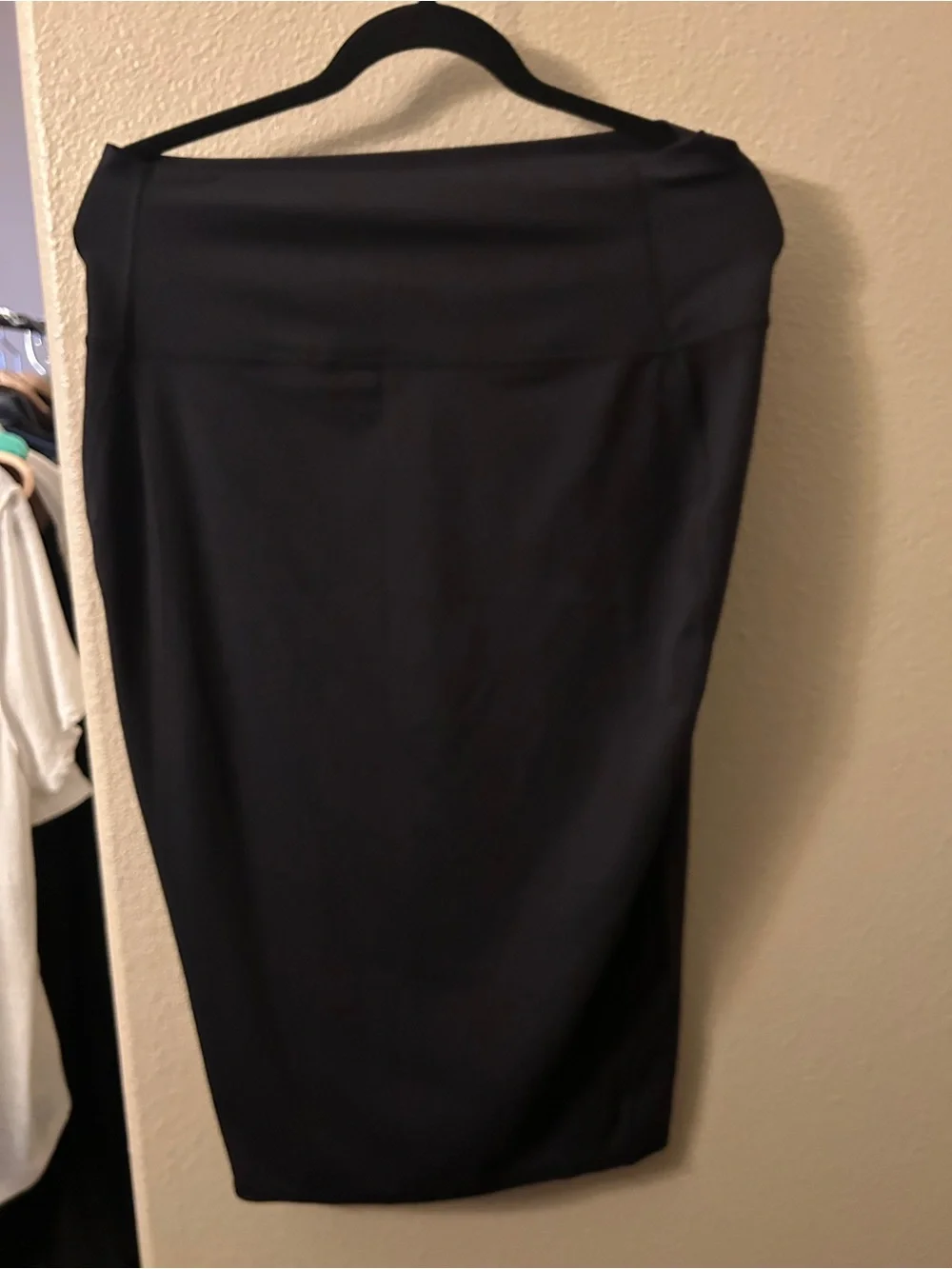 Lululemon High-Waist Black Midi Pencil Skirt